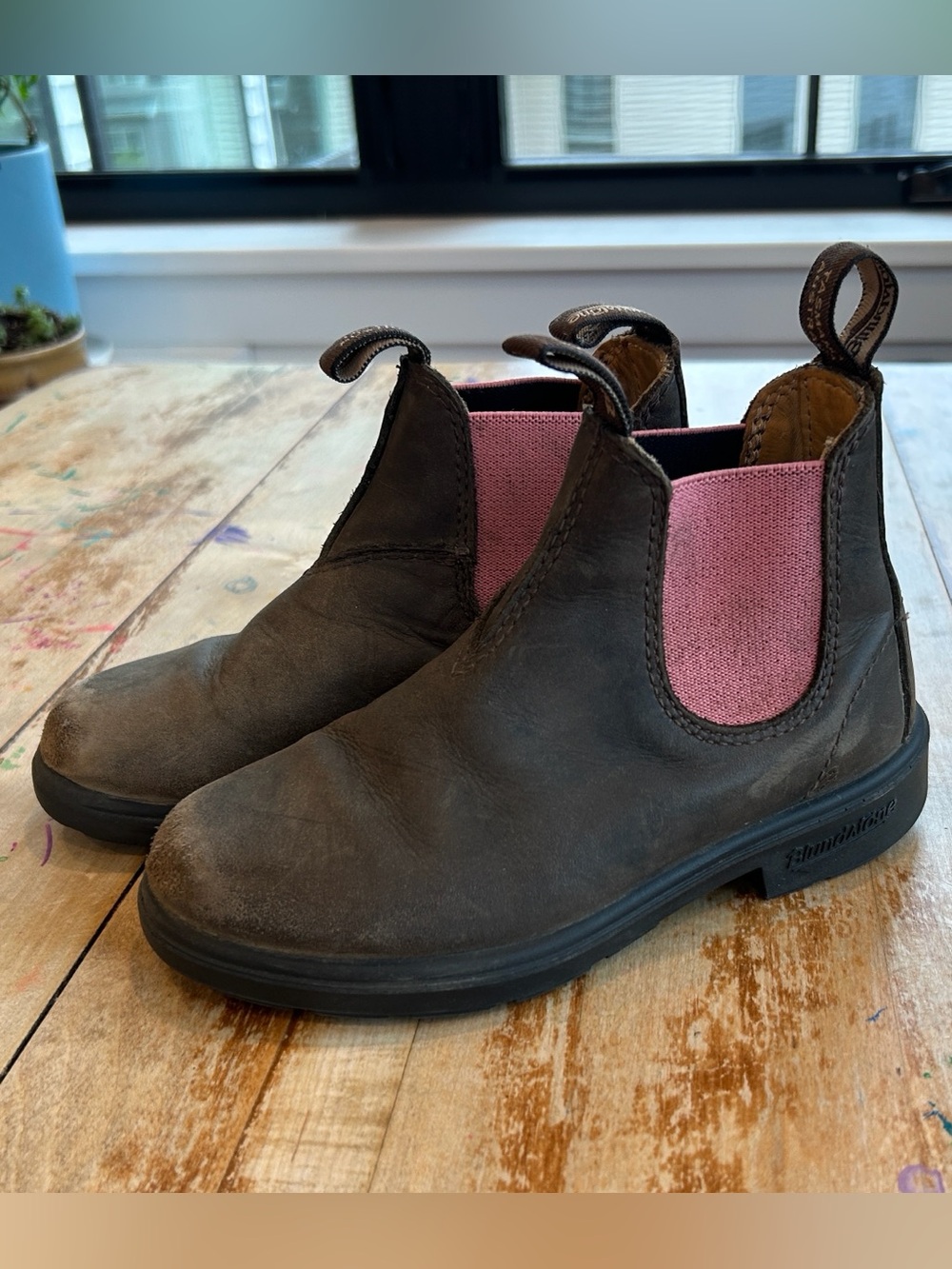 Blundstone Chelsea Boot, Rustic Brown - Little kid’s size 10 (US), 9 (AU)